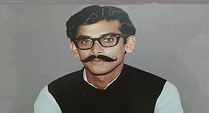 গরিব দেশের গরিব প্রেসিডেন্টের ছেলে শেখ কামাল