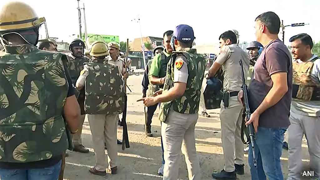 ভারতের গুরুগ্রামে মসজিদে হামলায় নিহত ১