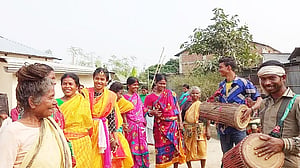 আদিবাসী ‘খেলার সাথীরা কোথা আজ’