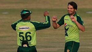 বাবরের সঙ্গে বন্ধুত্ব ‘ক্ষতি করেছে’ কাদিরের