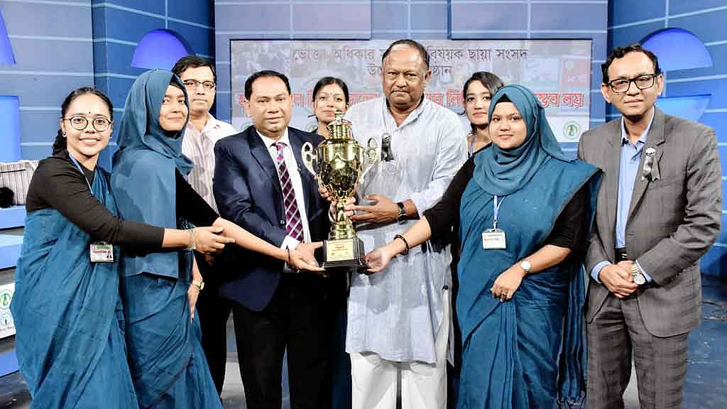 ডিম-পেঁয়াজের দামে কারসাজির বিরুদ্ধে কঠোর অবস্থান: টিপু মুনশি