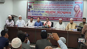 ‘প্রাণিসম্পদ অধিদপ্তর আমাদের কথা শোনেনা, বৈঠকেও ডাকে না’