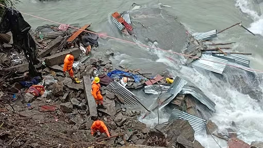 উত্তরাখণ্ডের রুদ্রপ্রয়াগে ভূমিধসে ৩ মৃত্যু, নিখোঁজ ১৭