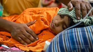 হাসপাতালে ভর্তি ডেঙ্গু রোগী ৮০ হাজার ছাড়াল