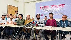অভিনেত্রী চমককে ‘বয়কট’ ডিরেক্টরস গিল্ডের