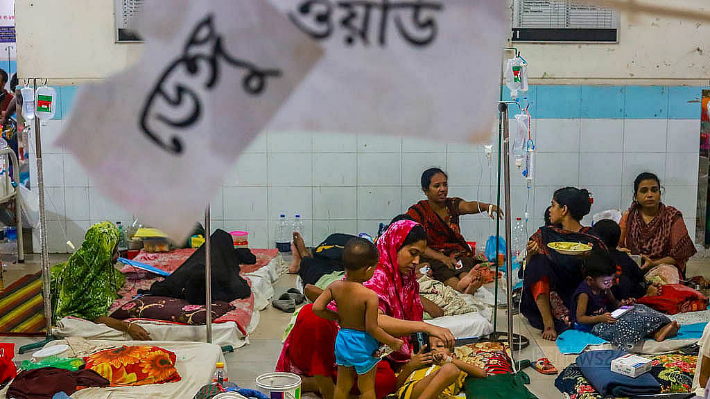ডেঙ্গুতে আরও ৬ জনের মৃত্যু, হাসপাতালে ১৮৮৬