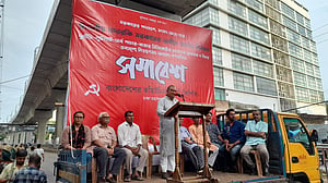 নির্বাচনে আস্থা ফেরাতে নির্দলীয় সরকারের বিকল্প নেই: মুজাহিদুল ইসলাম সেলিম