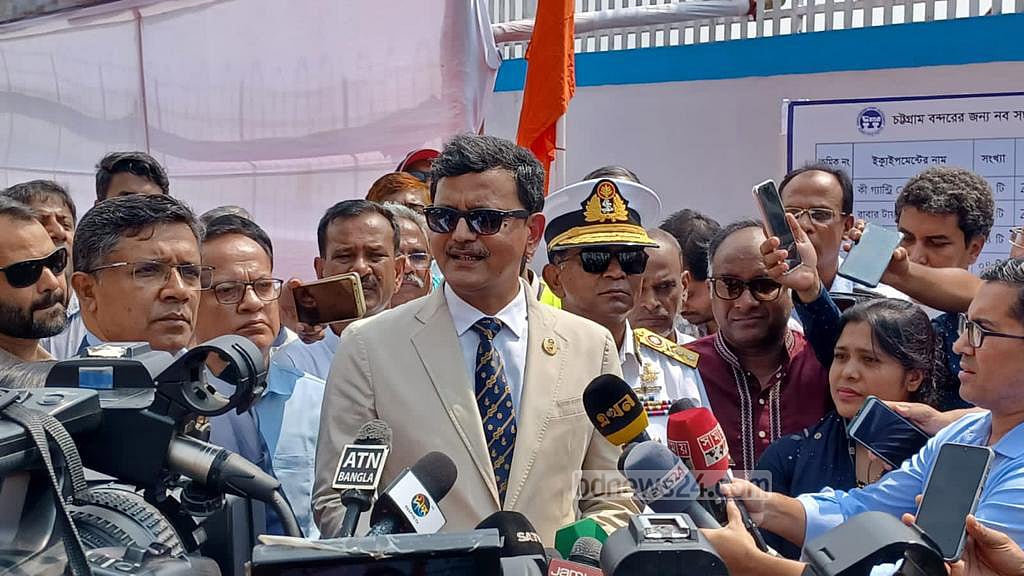 সমুদ্রে আর বাধা নেই, গোটা পৃথিবী বিনিয়োগ করতে চায়: নৌ প্রতিমন্ত্রী