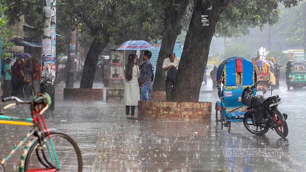বৃষ্টি বাড়ার আভাস
