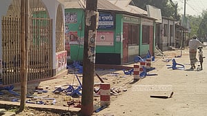 লালমনিরহাটে বিএনপির সঙ্গে সংঘর্ষ: স্বেচ্ছাসেবক লীগ নেতাকে কুপিয়ে হত্যা