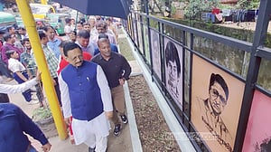 এক দেয়ালে ৫৬ ‘কিংবদন্তি’