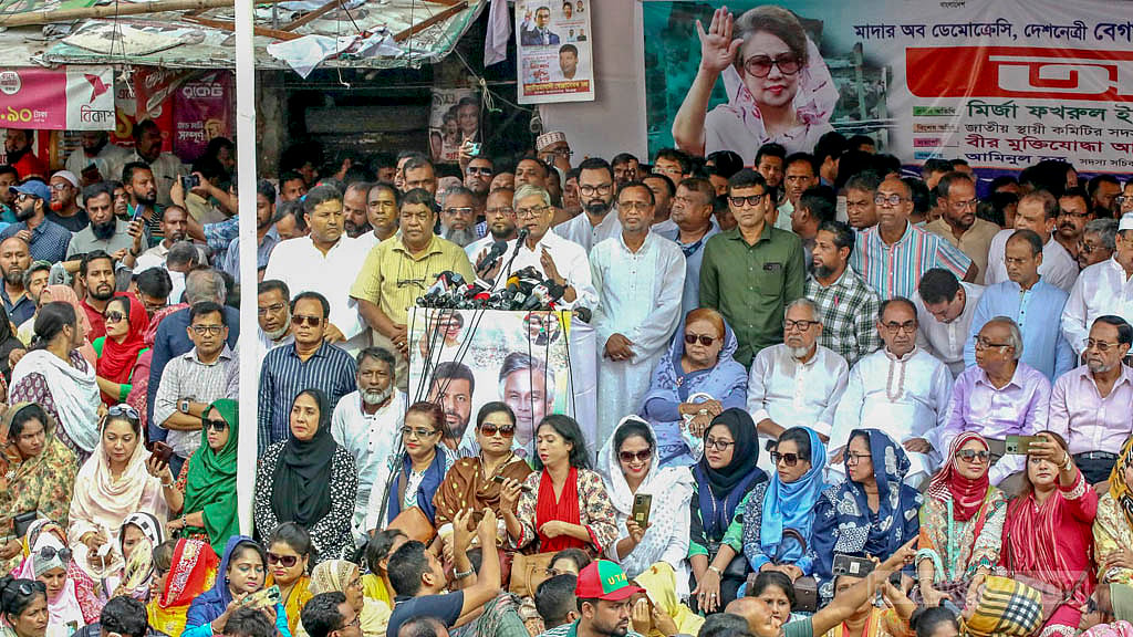 বিএনপির ‘দুর্বার গণআন্দোলন’ পূজার পরে: ফখরুল