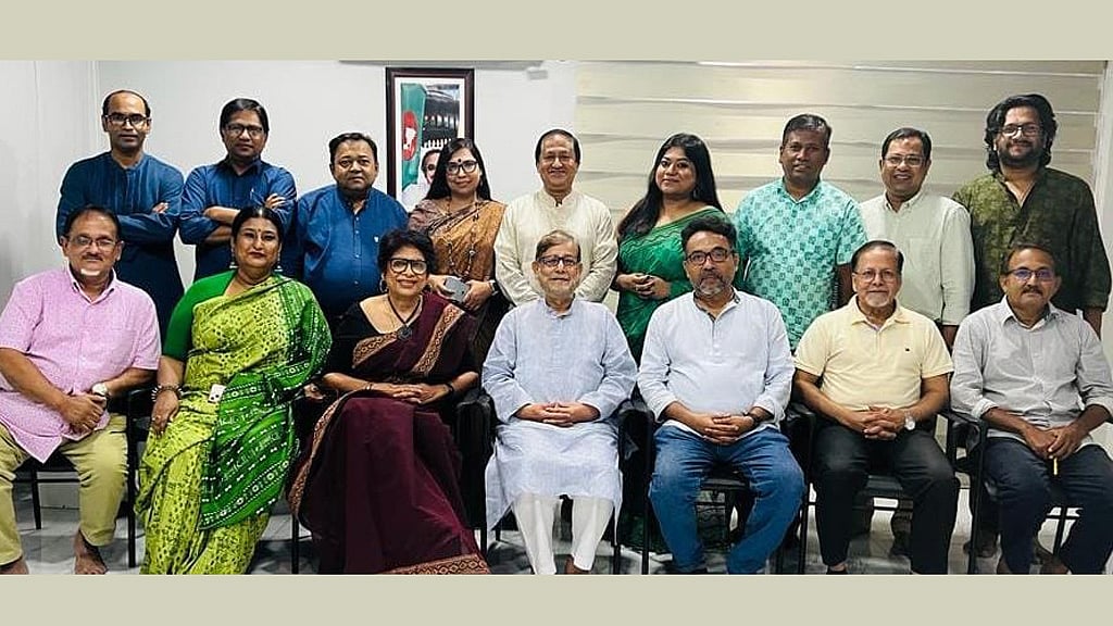 নাগরিকের নেতৃত্বে আসাদুজ্জামান নূর ও সারা যাকের