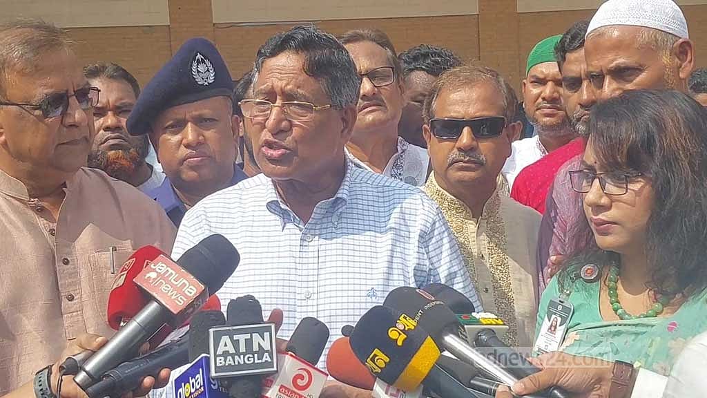 বিএনপি যতই হুমকি দিক, ঢাকা বিচ্ছিন্ন করতে পারবে না: কৃষিমন্ত্রী