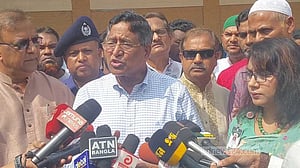 বিএনপি যতই হুমকি দিক, ঢাকা বিচ্ছিন্ন করতে পারবে না: কৃষিমন্ত্রী