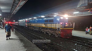 ৭ ঘণ্টা পর ভৈরবে ট্রেন চলাচল শুরু