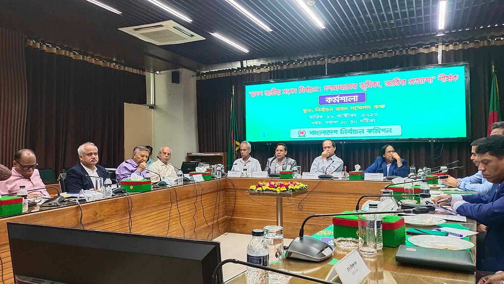 ঠিকমত না হলে পুরো দেশে নির্বাচন বন্ধ হয়ে যাবে: সিইসি