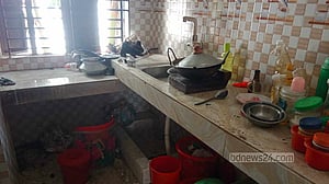 নারায়ণগঞ্জে রান্নাঘরে জমা গ্যাসের আগুনে শিশুসহ দম্পতি দগ্ধ