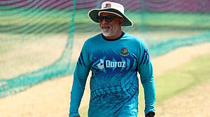 টসের সিদ্ধান্তে কোনো ভুল ছিল না, বললেন বাংলাদেশের কোচ
