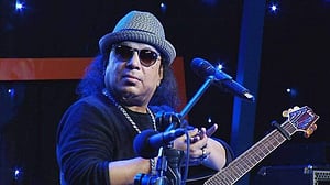 আইয়ুব বাচ্চুর গানের বাণিজ্যিক ব্যবহারে লাগবে অনুমোদন
