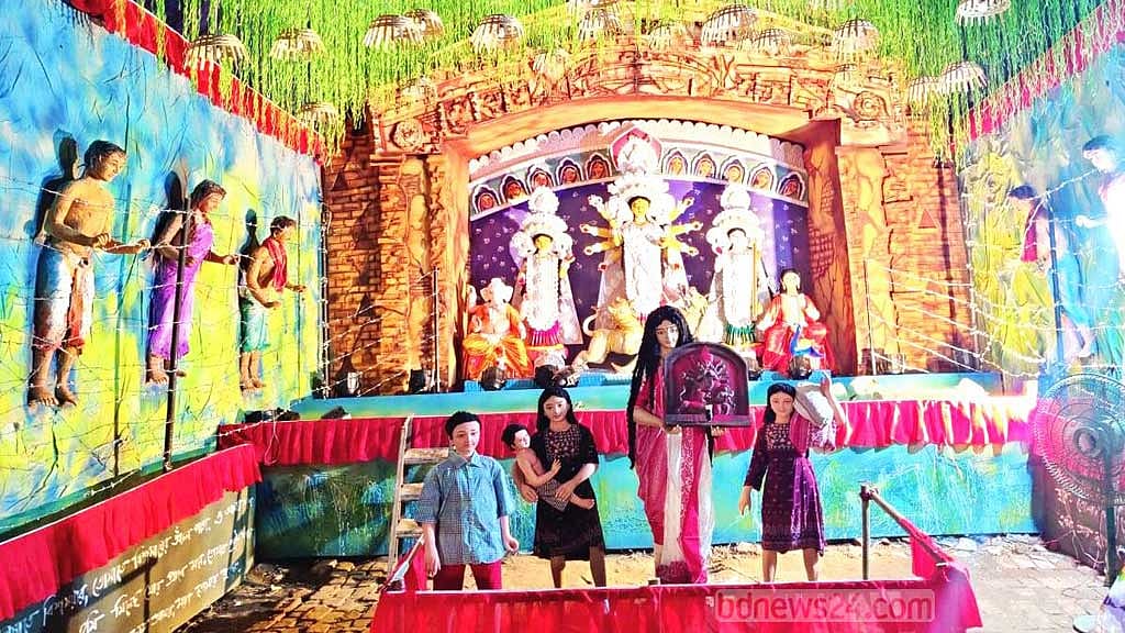 কাঁটাতারের ক্ষত, আগমনী-বিজয়া আর উৎসে ফেরার গল্প মণ্ডপে