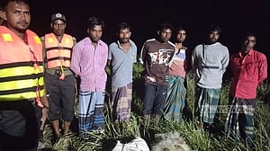 মানিকগঞ্জে ইলিশ ধরায় ৬ জেলের কারাদণ্ড