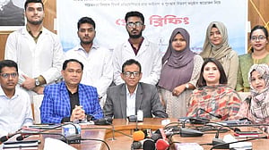 পণ্যমূল্য নিয়ে কারসাজি চলছে, ভোক্তার ডিজির স্বীকারোক্তি