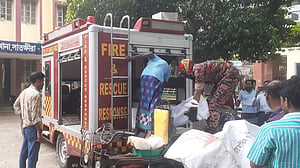 সাতক্ষীরায় বাস-মোটরসাইকেল সংঘর্ষে বাবা ও ছেলের মৃত্যু