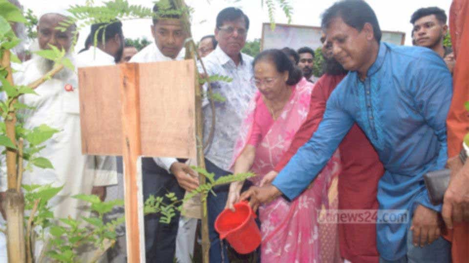 নারীর ক্ষমতায়নসহ সব অর্জনের অংশীদার গণমাধ্যমকর্মীরা: প্রতিমন্ত্রী ইন্দিরা