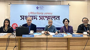রাজনৈতিক প্রভাবে দুর্নীতি প্রতিরোধে ব্যর্থ বাংলাদেশ: টিআইবি