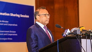 ডেঙ্গুতে মৃত্যুর রেকর্ড 'অত্যন্ত বেদনাদায়ক’: স্থানীয় সরকারমন্ত্রী