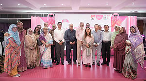 স্তন ক্যান্সার জয়ীদের সংবর্ধনা দিল ফ্রেশ