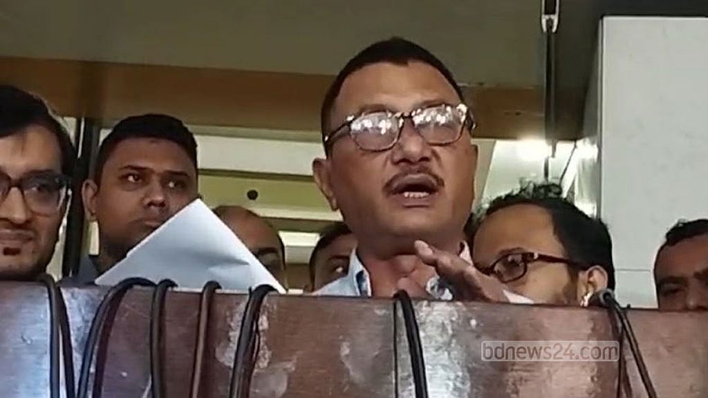 দুদক কারো ব্যক্তি পরিচয় দেখে না: ড. ইউনূস প্রসঙ্গে সংস্থার সচিব