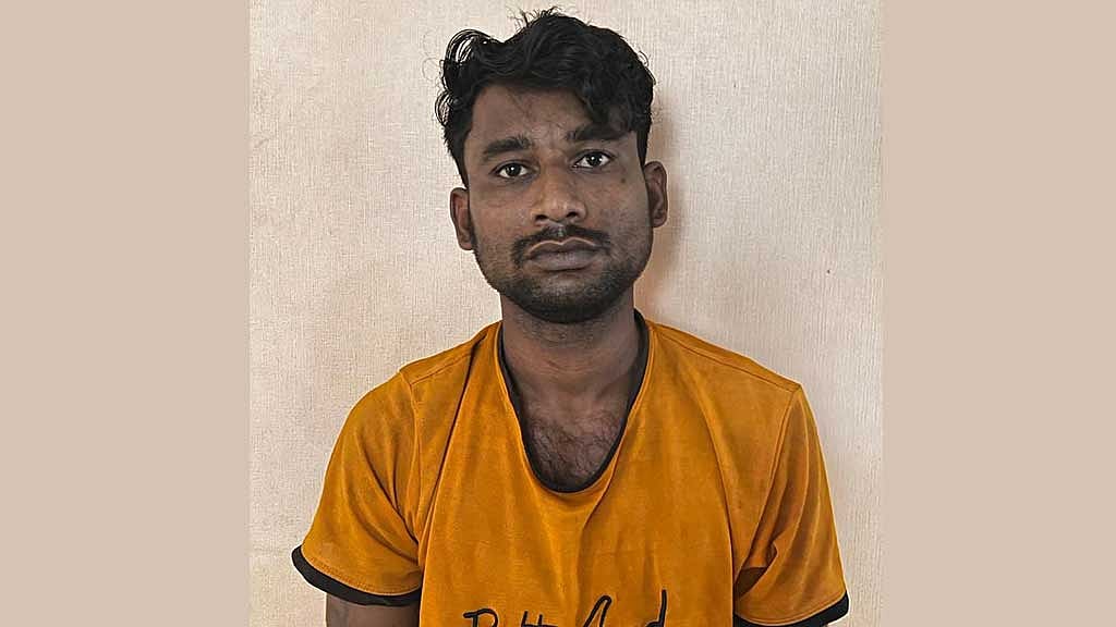 ‘ভিক্ষাবৃত্তির’ আড়ালে ছিনতাই