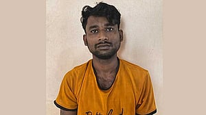 ‘ভিক্ষাবৃত্তির’ আড়ালে ছিনতাই