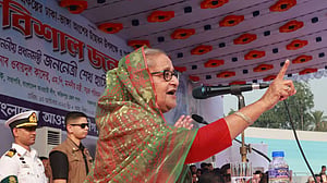পদ্মায় রেল উপহার দিলাম, নৌকায় ভোট দেবেন: শেখ হাসিনা