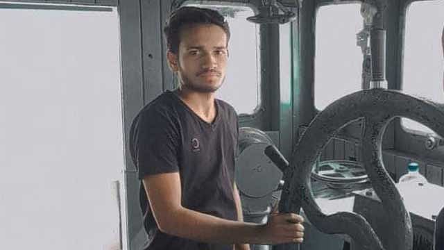 লাইটারেজ শ্রমিকের লাশ উদ্ধার, হত্যার অভিযোগ স্বজনদের