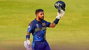 সাঙ্গাকারাকে ছাড়িয়ে মেন্ডিসের দ্রুততম সেঞ্চুরি