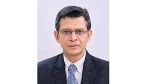 আরও এক বছর মন্ত্রিপরিষদ সচিব থাকছেন মাহবুব হোসেন