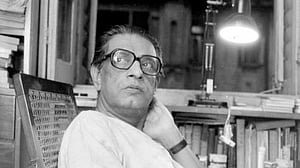 ‘বেদের মেয়ে জোসনা’ ভাবিয়েছিল সত্যজিৎকেও!