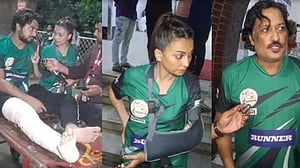 তারকাদের ক্রিকেট লিগে মারামারি