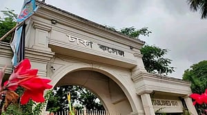 ঢাকা কলেজ ছাত্রলীগের বিরুদ্ধে সংবাদকর্মীকে মারধরের অভিযোগ