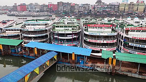 ঘূর্ণিঝড় ‘হামুন’: ১৯ ঘণ্টা পর লঞ্চ চলাচল শুরু