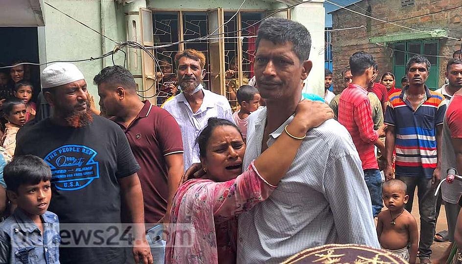 নারায়ণগঞ্জে নিজের ঘরে ‘কবিরাজের’ গলাকাটা মরদেহ