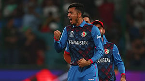 আফগানদের ইংল্যান্ড বধের নায়ক মুজিব