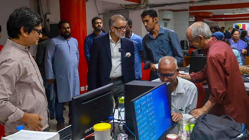 উদযাপন চলছে, কাজও থেমে নেই। বিডিনিউজ টোয়েন্টিফোর ডটকমের ১৭ বছর পূর্ণ হল সোমবার।