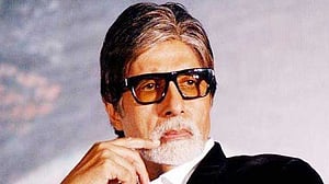 বড় জরিমানার মুখে অমিতাভ