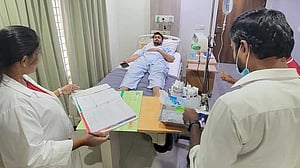 অস্ত্রোপচারের জন্য হাসপাতালে আরিফিন শুভ