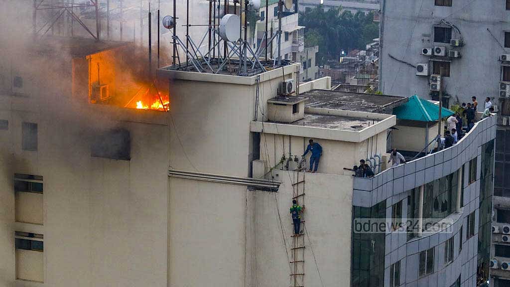 ইন্টারনেট সেবা স্বাভাবিক হতে ‘এক সপ্তাহ’ লাগবে