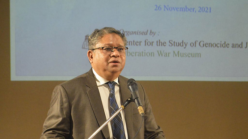 জুডিসিয়াল সার্ভিস কমিশনের নতুন চেয়ারম্যান বিচারপতি ইনায়েতুর রহিম